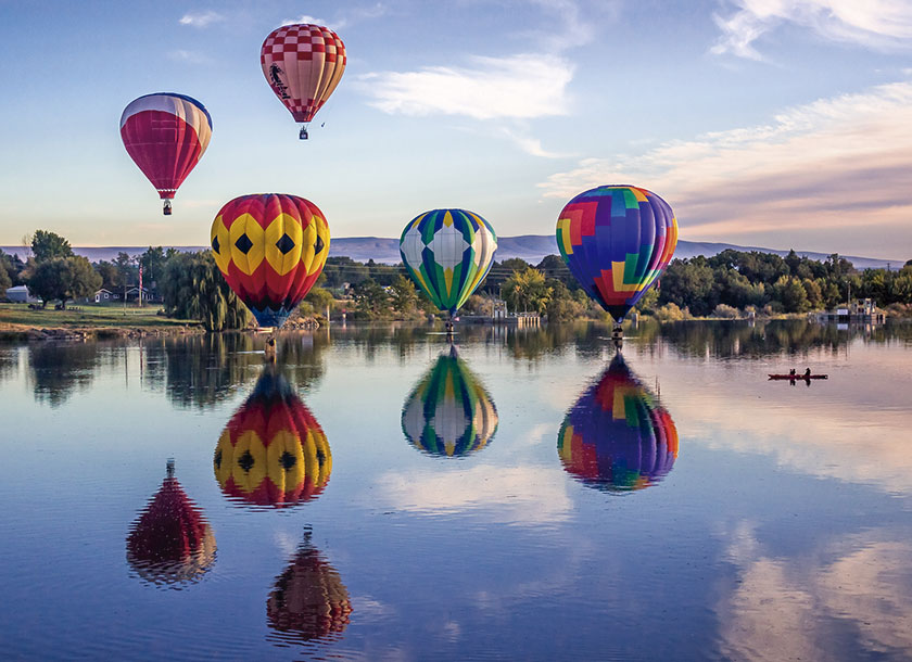 Giants balloons Yakima Washington