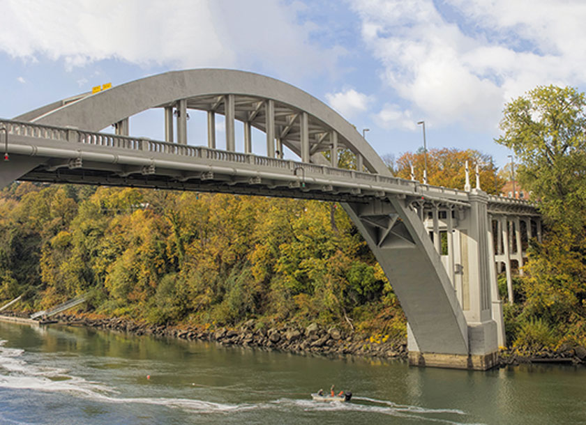 Arch Bridge in Oregon City Oregon