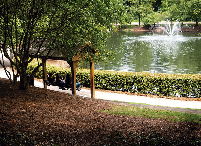 Pond and fountain Smyrna Georgia