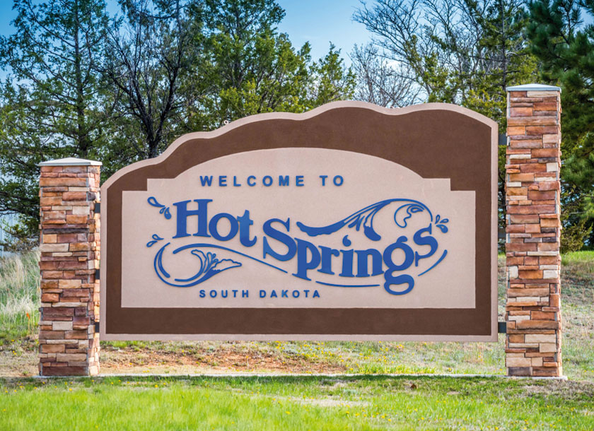 Welcome sign in Hot Springs South Dakota